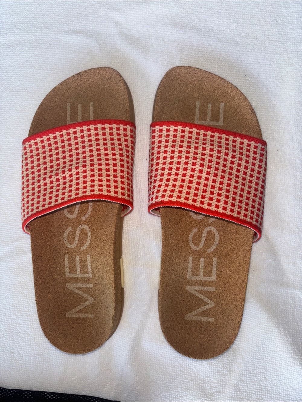 MESSAGE Mullen Slide Sandal